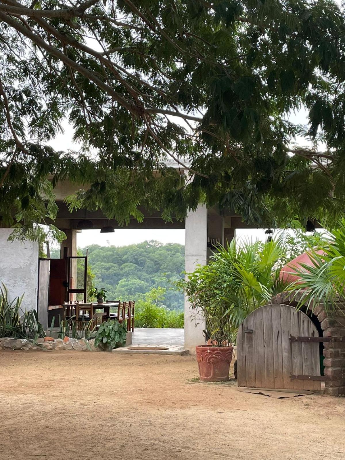 Glamping Tepeyollotl Hotel Troncones Exterior photo
