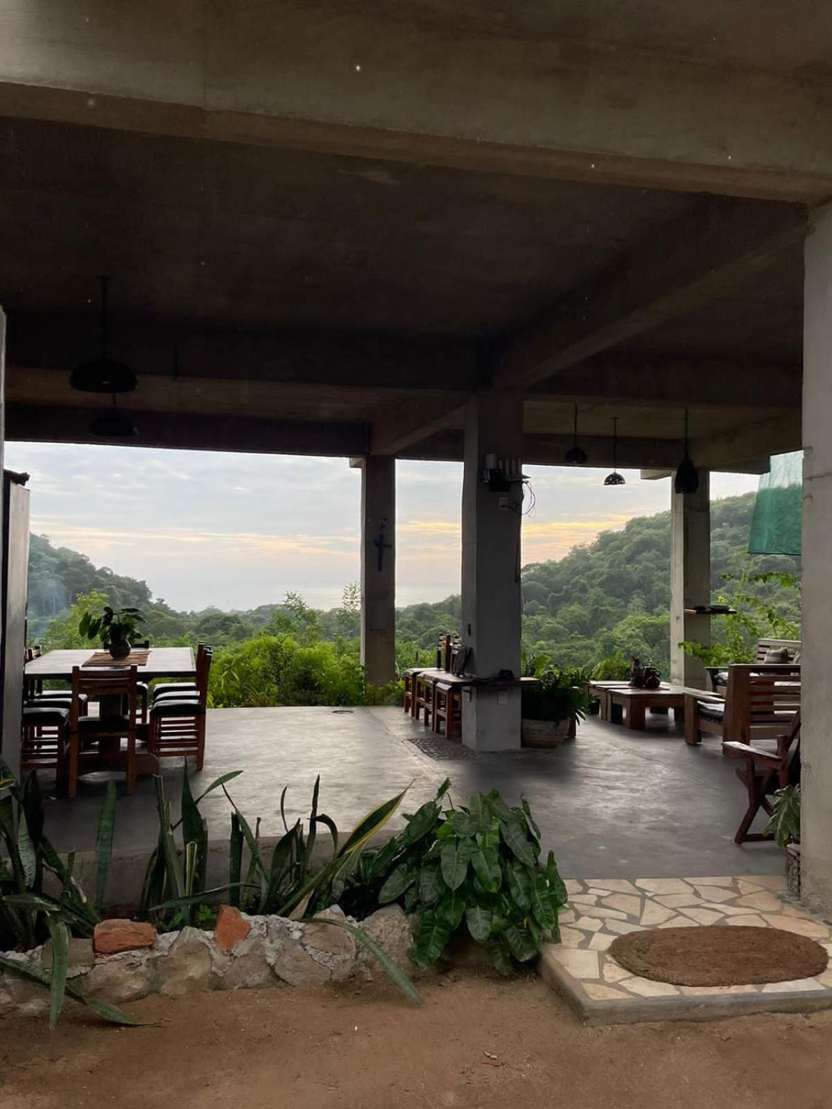 Glamping Tepeyollotl Hotel Troncones Exterior photo
